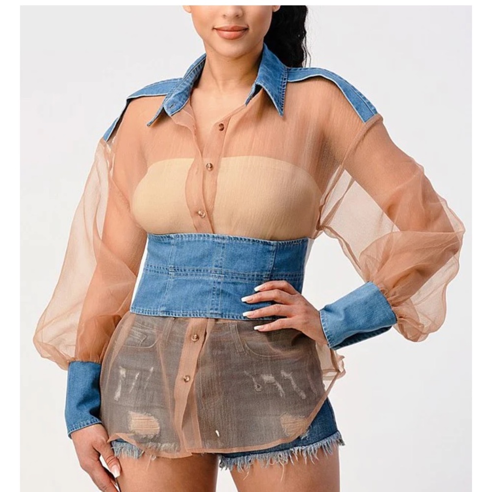 Sheer Organza Contrasted With lightWash Denim Blouse With Wide Belt